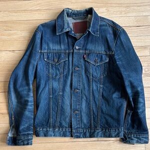 Levi’s Blue Denim Jacket with Trucker Style
